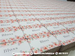สกรีน Power Bank สกรีนโลโก้ลงบนพาวเวอร์แบงค์สีขาว ลาย Bloss Natura จำนวน 1800 ชิ้น สกรีนลายเต็มสุดขอบพาวเวอร์แบงค์