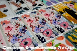 พิมพ์เคสมือถือ พิมพ์ลายลงบนเคสมือถือซิลิโคนใส ลายของ Material Case พิมพ์ลายเฉพาะจุด พื้นหลังใส รองขาว เคลือบเงาเฉพาะจุด