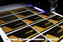 พิมพ์สกรีนนามบัตรอลูมิเนียม การ์ดนามบัตรโลหะ การ์ดนามบัตรสแตนเลส พิมพ์ลายลงบนนามบัตรอลูมิเนียมสีทอง และ สีเงิน