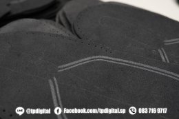พิมพ์ลายลงบนหนังกลับ ขนาดของแผ่นหนัง 39-45 เซนติเมตร จำนวน 2000 ชิ้น