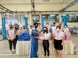 บริษัท โตโยต้าสิงห์บุรี จำกัด มอบข้าวสารอาหารแห้ง ให้พนักงานที่ได้รับผลกระทบจากภัยน้ำท่วม
