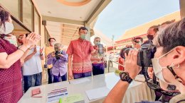 บริษัท โตโยต้าสิงห์บุรี จำกัด บริจาคเงินจำนวน 200,000 บาท ให้กับ โรงพยาบาลสิงห์บุรี  