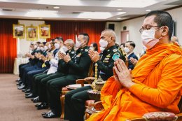 พลเอก เฉลิมพล ศรีสวัสดิ์ ผู้บัญชาการทหารสูงสุด เป็นประธานในการประกอบพิธีสงฆ์ โดยได้นิมนต์ พระโสภณธรรมวงศ์ เจ้าอาวาสวัดอินทรวิหาร และพระสงฆ์ จำนวน 9 รูป ประกอบพิธีฯ จากนั้นได้เปิดห้องพักผู้ป่วยพิเศษ จำนวน 2 ห้อง ที่ชั้น 11 อาคารเฉลิมพระเกียรติ 7 รอบพระชนมพ