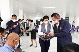 ผอ.อผศ.พร้อมคณะผู้บริหาร นำทีมหน่วยแพทย์เคลื่อนที่โรงพยาบาลทหารผ่านศึก ให้บริการประชาชน ร่วมกับ รพ.วัดห้วยปลากั้ง จ.เชียงราย