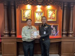 พลอากาศเอก พิทักษ์ วีระวัฒกานนท์ ที่ปรึกษาผู้อำนวยการองค์การสงเคราะห์ทหารผ่านศึก และ ผู้อำนวยการโรงพยาบาลทหารผ่านศึก นำคณะพนักงานโรงพยาบาลทหารผ่านศึก ศึกษาดูงานที่โรงพยาบาลพระมงกุฎเกล้า
