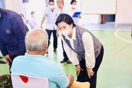 พลเอก สัณทัศน์ นันทิภาคย์หิรัญ ผู้อำนวยการองค์การสงเคราะห์ทหารผ่านศึก และคุณพัณณ์ชิตา นันทิภาคย์หิรัญ นายกสมาคมแม่บ้านองค์การสงเคราะห์ทหารผ่านศึก ได้เป็นประธานในพิธีมอบกายอุปกรณ์เสริมและเทียม ให้กับทหารผ่านศึกที่สำนักงานสงเคราะห์ทหารผ่านศึกเขตจันทบุรี