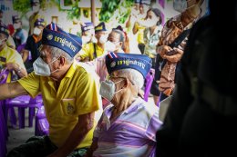 หน่วยแพทย์เคลื่อนที่ รพ.ผศ. ให้บริการตรวจรักษา ทหารผ่านศึก ณ สำนักงานสงเคราะห์ทหารผ่านศึก เขตนครสวรรค์