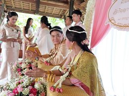 งานแต่งธีมสมพูเลเย่อ พระเช้า งานหนูดี