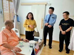 รศ.ไตรรัตน์ จารุทัศน์ เข้าเยี่ยมชมสถานที่เดอะแคร์ และกิจการในเครือ