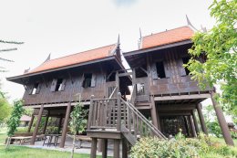  S9  THAI HOUSE เรือนไม้ทอง