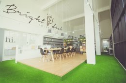 Coworking Space & Meeting room