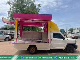 ตู้ Food Truck วางบนรถ 4 ล้อ Toyota hilux champ