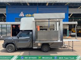 ตู้ Food Truck วางบนรถ 4 ล้อ Toyota hilux champ