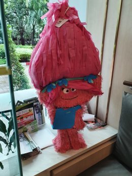 Pi[ck]nata Piñatas II