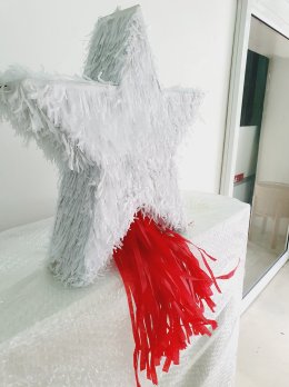 Pi[ck]nata Piñatas II