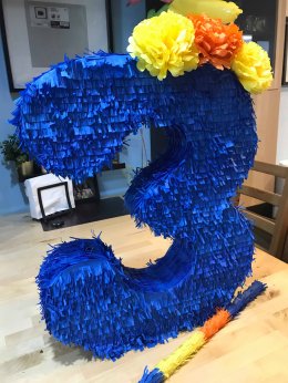 Pi[ck]nata Piñatas I