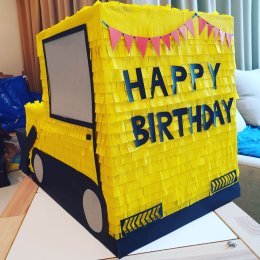 Pi[ck]nata Piñatas I