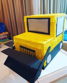 Pi[ck]nata Piñatas I