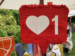Pi[ck]nata Piñatas I