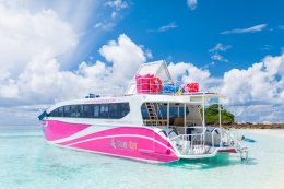 รีวิวทริป หมู่เกาะสิมิลัน เรือCatamaran 2 ชั้น สีชมพู
