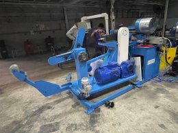 Duct production machine
