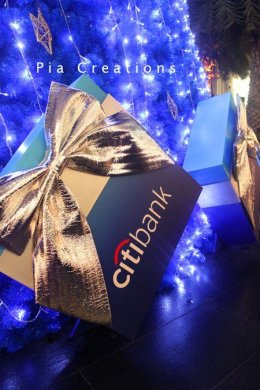 Citibank Christmas Tree
