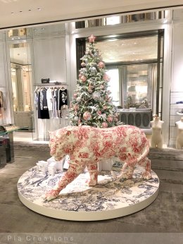 DIOR CRUISE 2019 Christmas Window