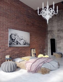 RUMOS ไอเดีย : เปลี่ยนลุคห้องอย่างง่ายโดยวางเตียงกับพื้น