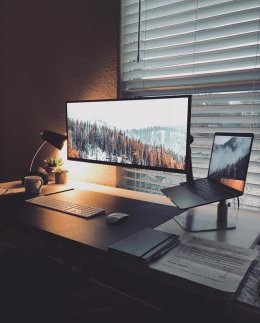 จัดโต๊ะทำงานใช้แสงแบบไหนดี??
