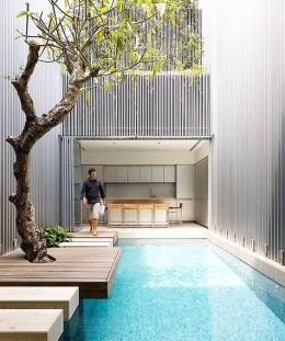 + สดชื่นสบายใจกับ Indoor Pool +