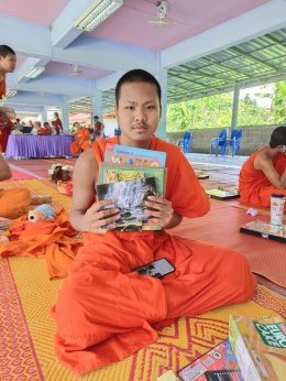 กิจกรรมหนังสือเล่มละ 1 บาท ค่ายตู้หนังสือในกุฏิพระและวัด จ.น่าน