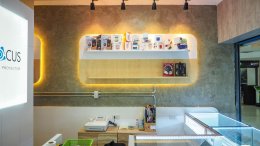 High Chill mobile shop design 