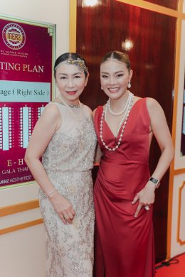 Dr.ATJIMA comes to receive the award at the 6th Merz Gala Thai Night event