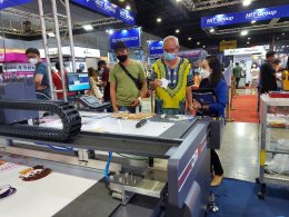 PRINT TECH & SIGNAGE 2021