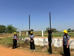 คบ.สุโขทัย  ลงพื้นที่ติดตามสถานการณ์น้ำ เพื่อบริหารจัดการน้ำในช่วงฤดูแล้ง 68/69 บริเวณ ทรบ.กลางคลอง DL.3 กม.2+080