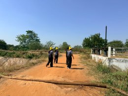 คบ.สุโขทัย  ลงพื้นที่ติดตามสถานการณ์น้ำ เพื่อบริหารจัดการน้ำในช่วงฤดูแล้ง 68/69 บริเวณ ทรบ.กลางคลอง DL.3 กม.2+080