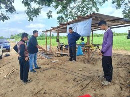 คบ.สุโขทัย  ลงพื้นที่ติดตามความก้าวหน้าท่อระบายน้ำคันคลองหนองปลาหมอ กม.3+000 ฝั่งซ้าย