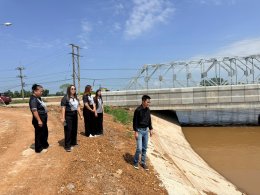 คบ.สุโขทัย  ลงพื้นที่ติดตามสถานการณ์น้ำและตรวจสอบสภาพพื้นที่จุดติดตั้งเครื่องสูบน้ำบรรเทาน้ำท่วมขัง