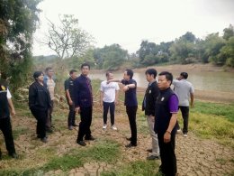 คบ.สุโขทัย  ร่วมลงพื้นที่ตรวจสอบเตรียมความพร้อมรับมือน้ำหลากในฤดูฝนบริเวณประตูระบายน้ำ บ้านหาดสะพานจันทร์ จังหวัดสุโขทัย