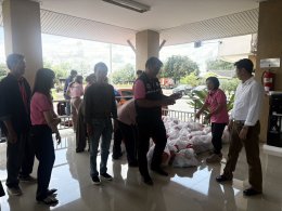 คบ.สุโขทัย  ลงพื้นที่ติดตามสถานการณ์น้ำ ตำบลคลองมะพลับ อำเภอศรีนคร จังหวัดสุโขทัย