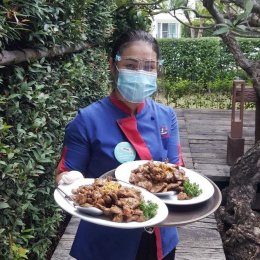 โต๊ะจีน โต๊ะเดียว เราก็ไป  ทานที่บ้าน เหมือนทานที่ร้าน
