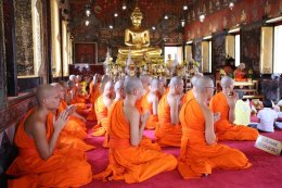 เรื่อง​ วันอาสาฬหบูชา   โดย พระเทพรัตนมุนี เป็นองค์แสดงธรรมในครั้งนี้​ เนื่องในวันอาสาฬหบูชา ( วันพระ ) ประจำปีพุทธศักราช ๒๕๖๑