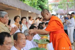 วัดสระเกศจัดพิธีขลิบผมอุปสมบทหมู่เฉลิมพระเกียรติพระบาทสมเด็จพระเจ้าอยู่หัว ทรงครองราชย์ ๗๐ ปี สมเด็จพระนางเจ้าสิริกิติ์ พระบรมราชินีนาถ พระชนมายุ ๘๔ พรรษา