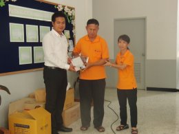 เป็นคนกลางรวบรวม ส่งปฏิทินให้กับคนตาบอด ที่ได้ทำต่อเนื่องมาหลายปี จนปี2561  ต้องนำส่งไปยัง เชียงใหม่ แทน พร้อมเงินบริจาค