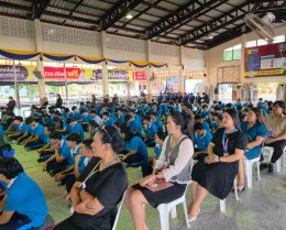 วิทยาลัยเทคโนโลยีสุราษฎร์พาณิชยการ จัดประชุมให้ความรู้เรื่อง การปฏิบัติตนและการเอาตัวรอดเมื่อเกิดเหตุรุนแรงในสถานศึกษา ร่วมกับ สถานีตำรวจภูธรเมืองสุราษฎร์ธานี 