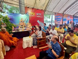 วิทยาลัยเทคโนโลยีสุราษฎร์พาณิชยการ ร่วมอนุรักษ์วัฒนธรรมท้องถิ่นสืบสานประเพณีชักพระ - ทอดผ้าป่า แข่งเรือยาว ของจังหวัดสุราษฎร์ธานี ปีการศึกษา 2568