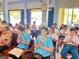 เด็กพาณิชย์สุราษฎร์ หิ้วปิ่นโต เข้าวัด ฟังธรรม