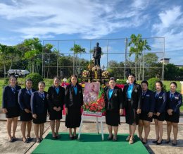 วิทยาลัยเทคโนโลยีสุราษฎร์พาณิชยการ จัดกิจกรรมพิธีวางพวงมาลาถวายราชสักการะ เนื่องในวันปิยมหาราช ๒๓ ตุลาคม ๒๕๖๙
