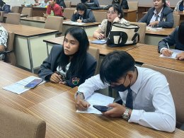 กิจกรรมสัมภาษณ์ ทำสัญญาทุนการศึกษา นักศึกษา ระดับ ปวส.1 สาขาการจัดการธุรกิจค้าปลีก ปีการศึกษา 2569