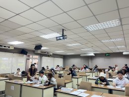 กิจกรรมสัมภาษณ์ ทำสัญญาทุนการศึกษา นักศึกษา ระดับ ปวส.1 สาขาการจัดการธุรกิจค้าปลีก ปีการศึกษา 2569